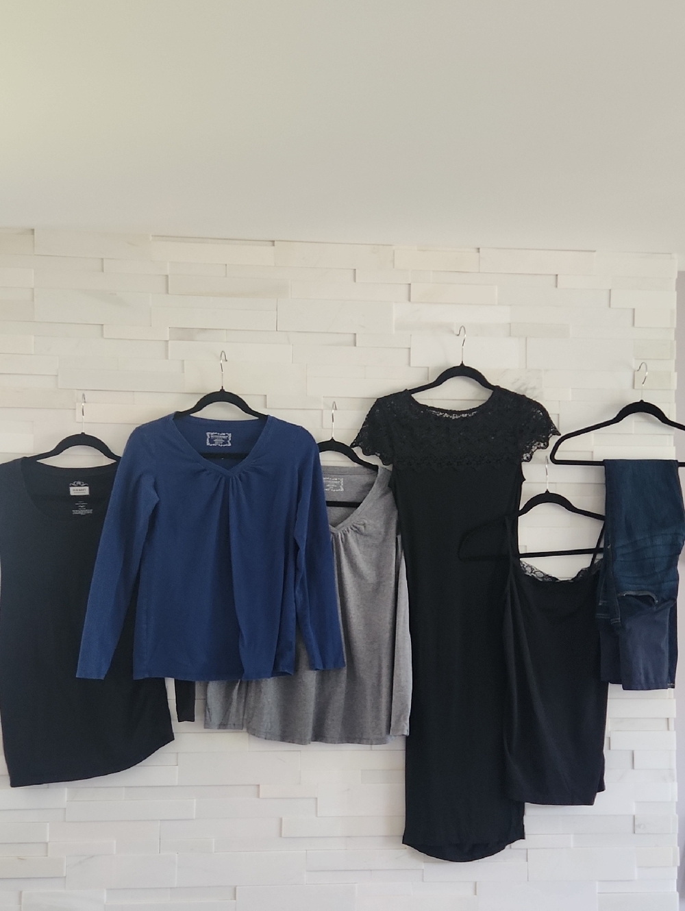 Motherhood Maternity Navy Crewneck Top - XS